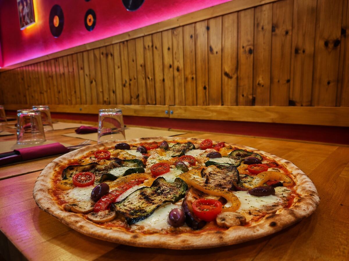 Pizza ortolana con verdure di stagione